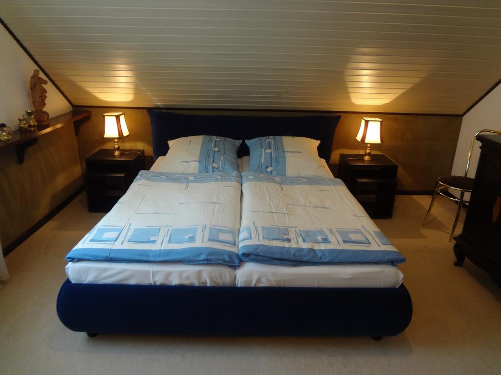 Gästehaus am Ahornweg Bernkastel-Kues Zimmer foto